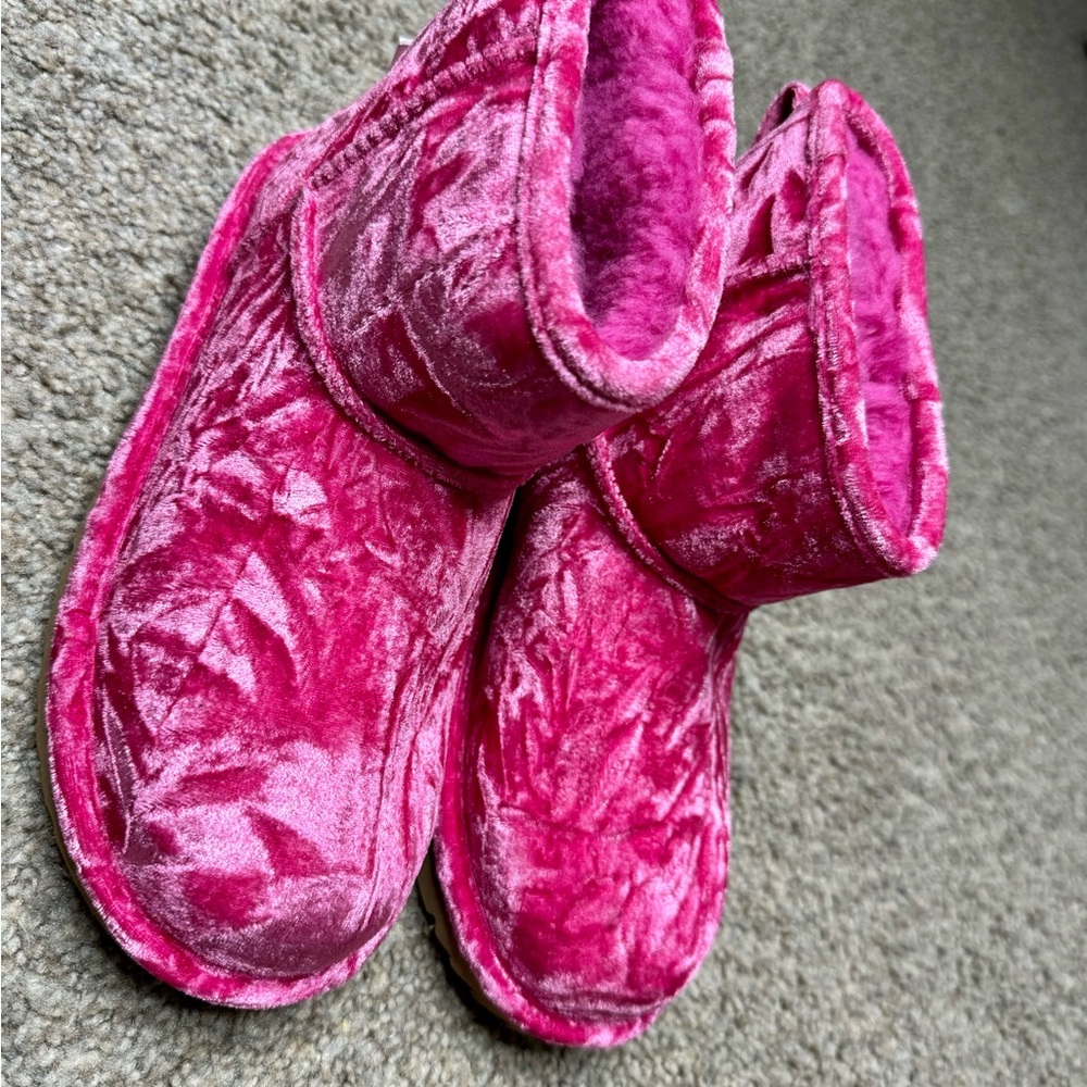 Ugg Classic Mini ll Raspberry - Picture 2 of 5